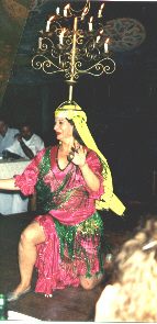 Leuchtertanz im "Back to the Moon"